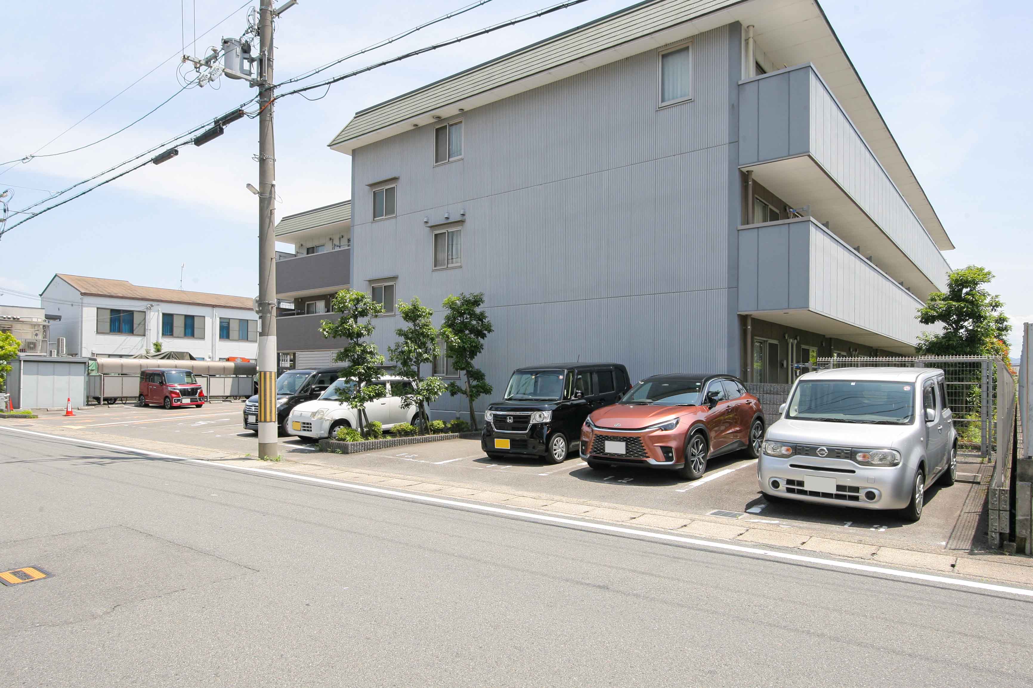 そんぽの家京都羽束師の玄関