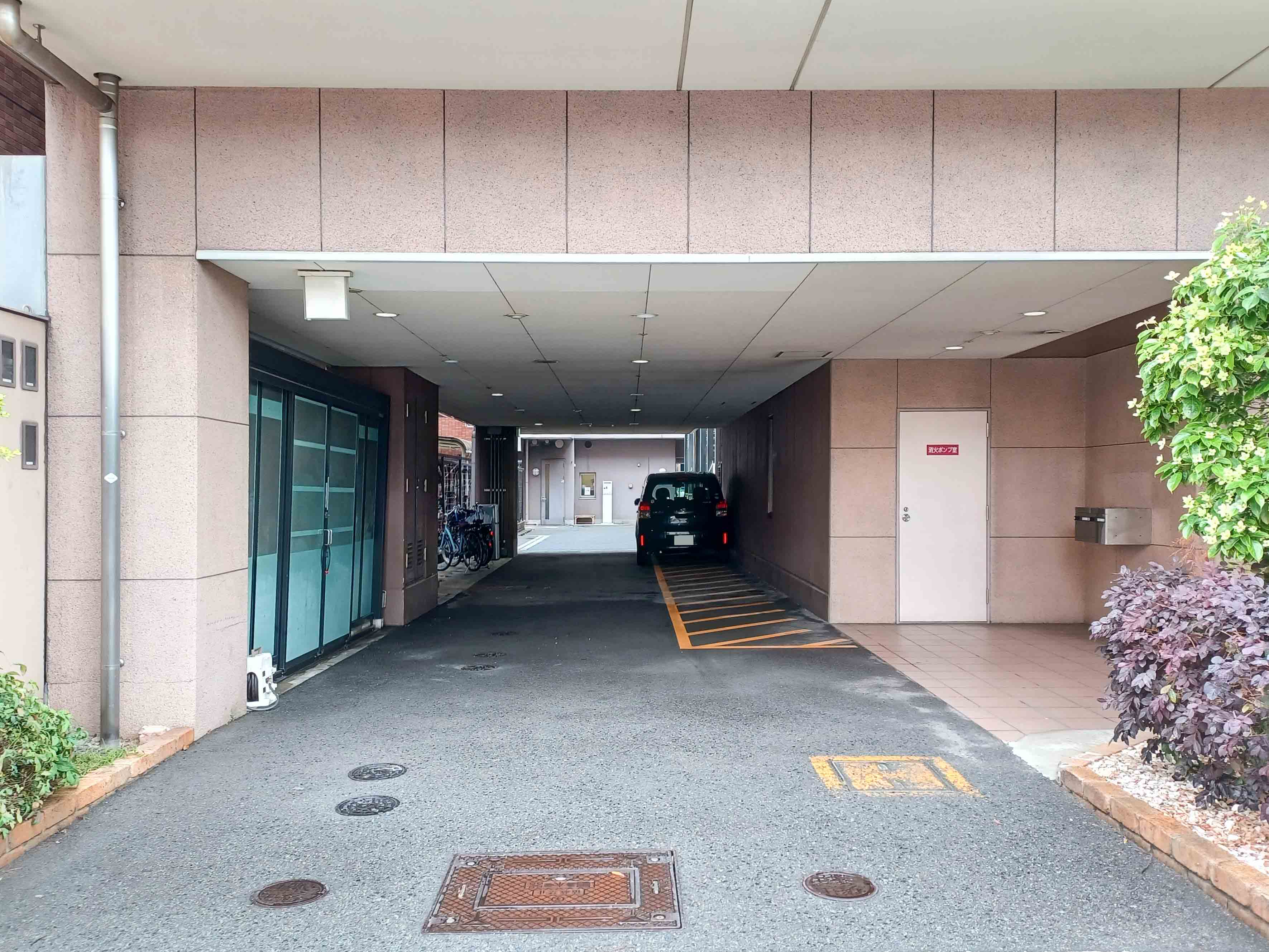 そんぽの家なんばの玄関