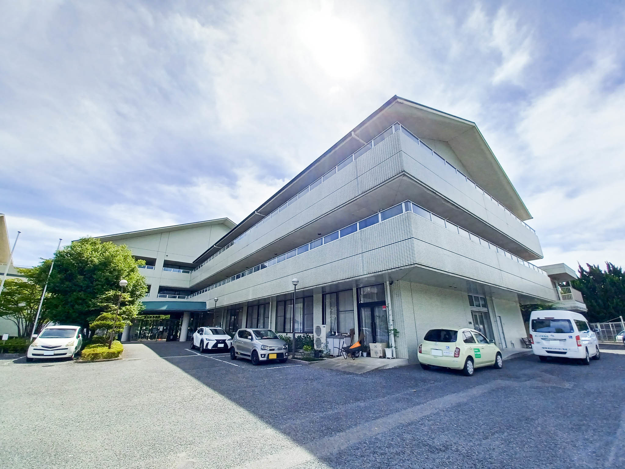 ケアハウス あいの里竜間の玄関
