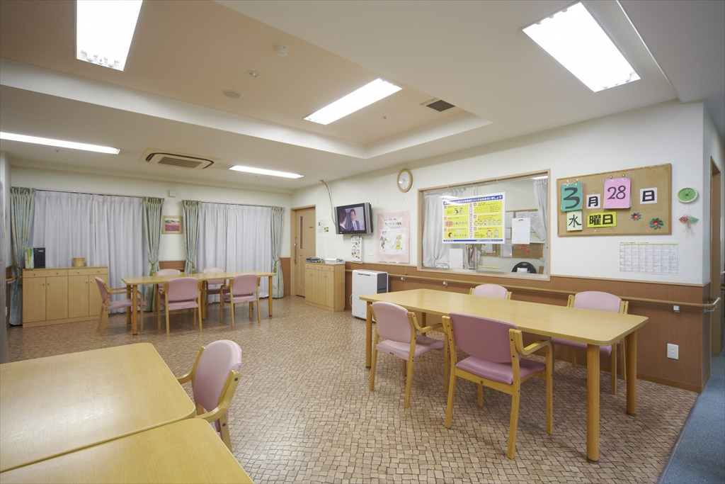 【リハビリ特化型ナーシングホーム】せいりょう平野喜連のサブ写真１