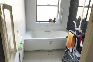 楽の共用トイレ