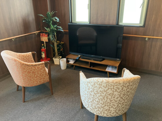 【医療特化型】パリアティブケアホーム はなの楠根の共用トイレ