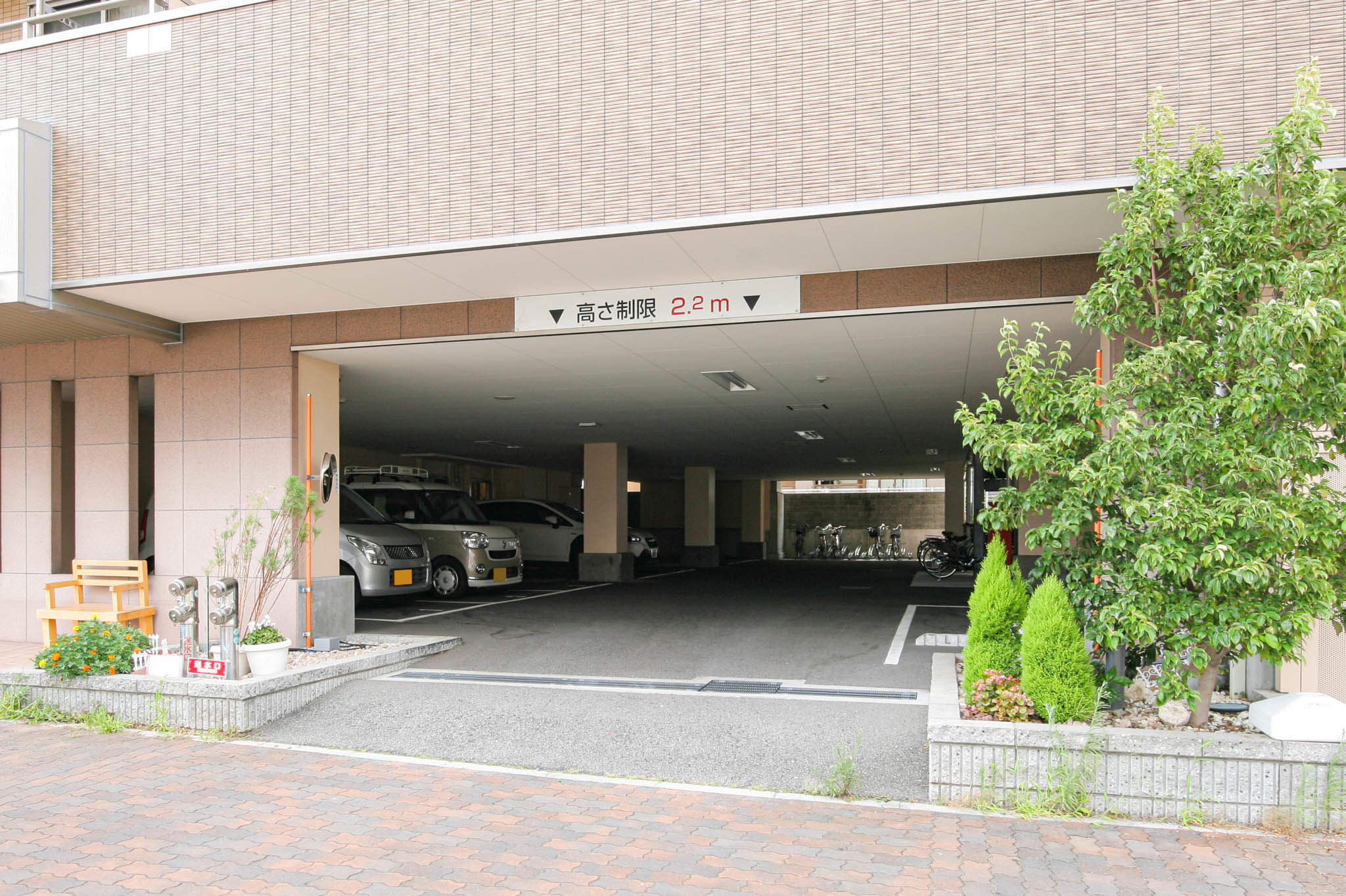 そんぽの家S神戸上沢の玄関