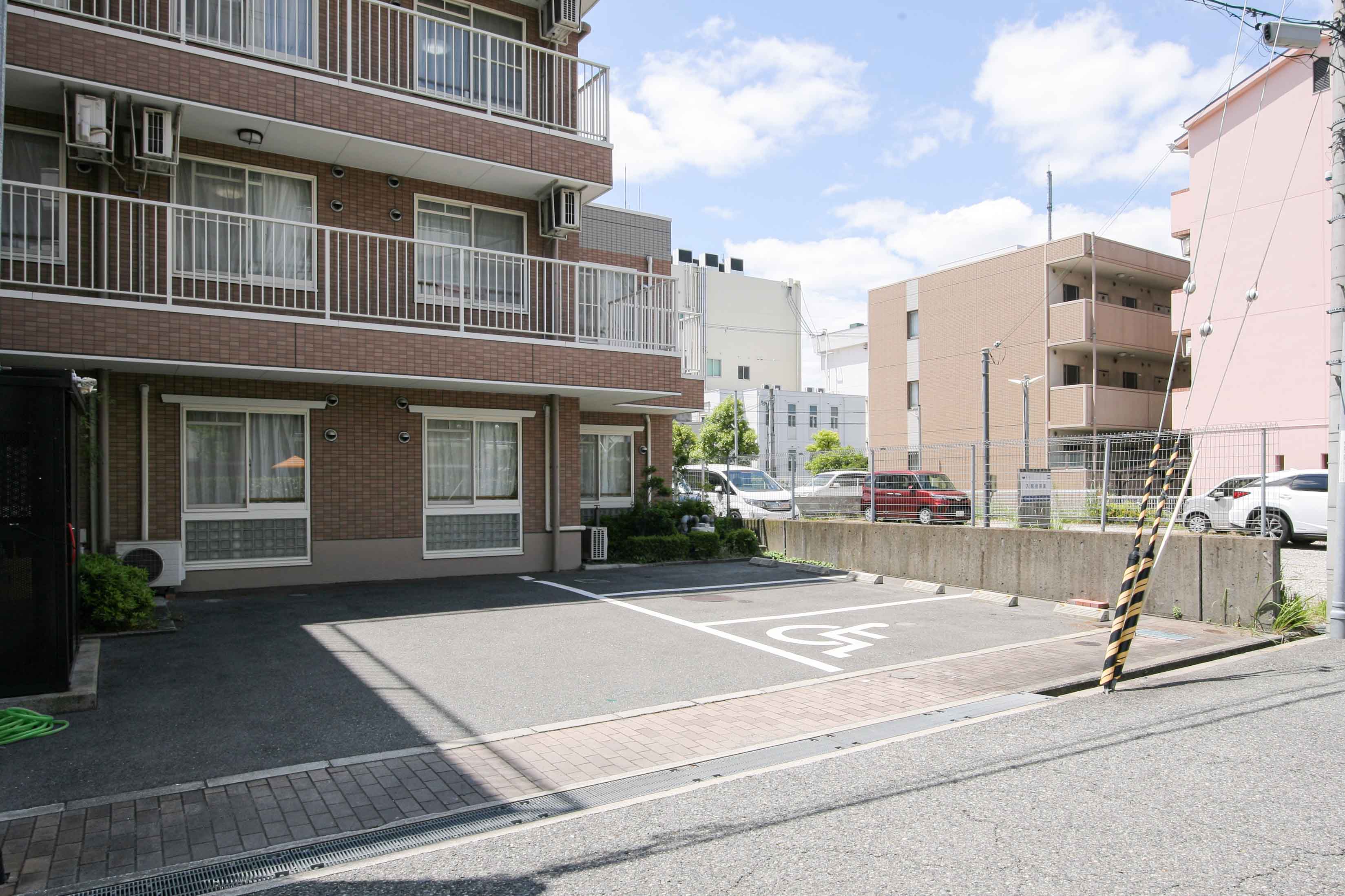 そんぽの家豊中野田の玄関