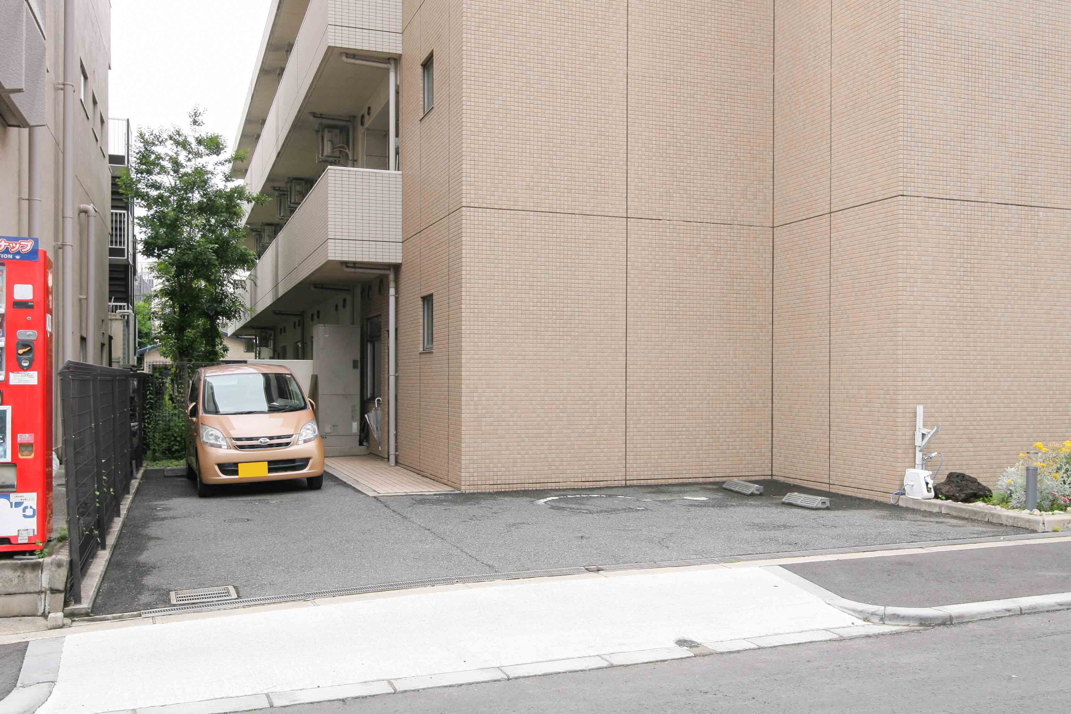 そんぽの家弁天町の玄関