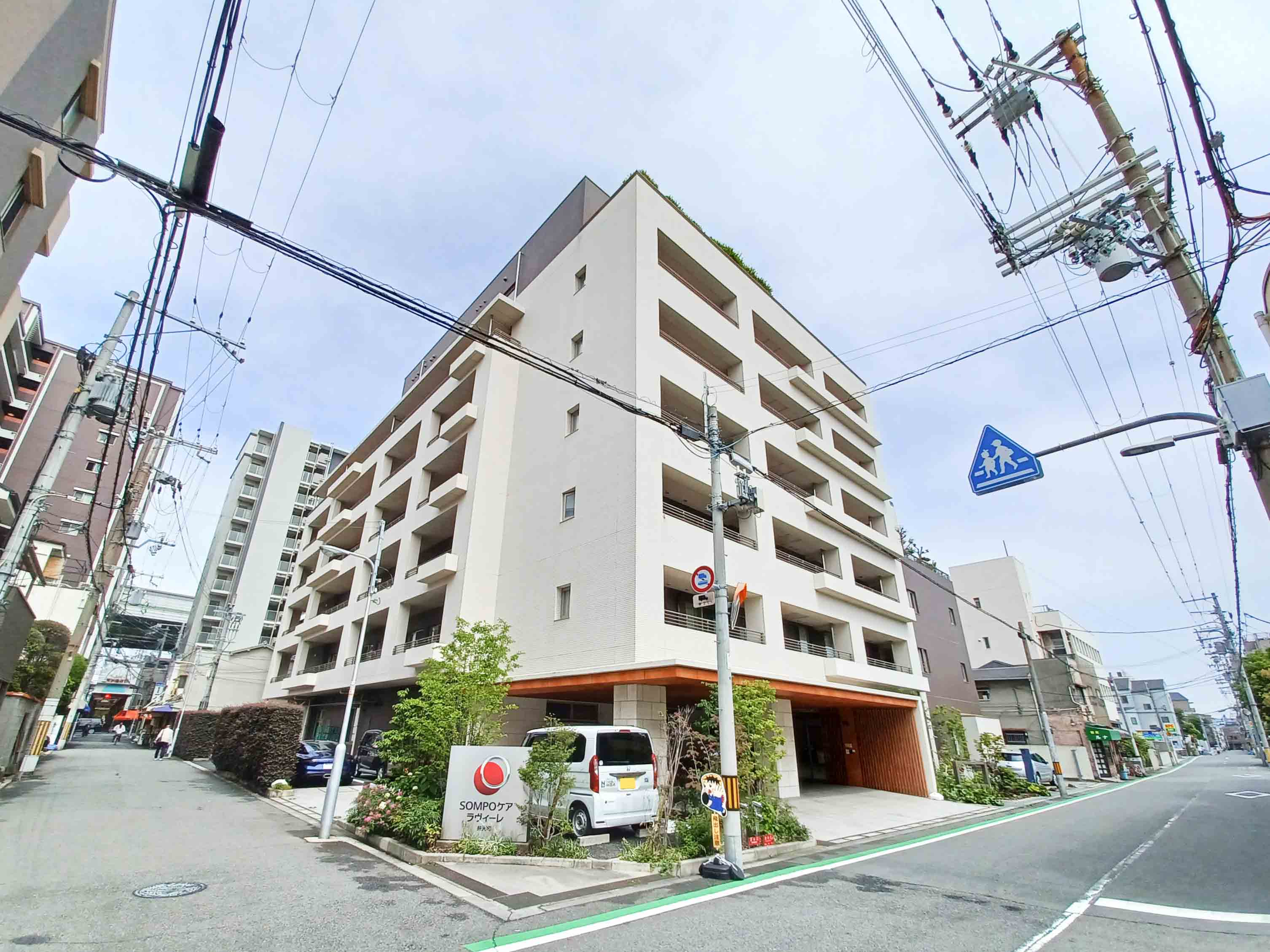 ラヴィーレ弁天町