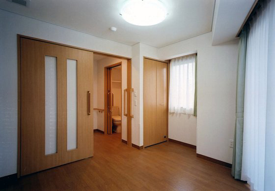 そんぽの家堺浜寺の居室