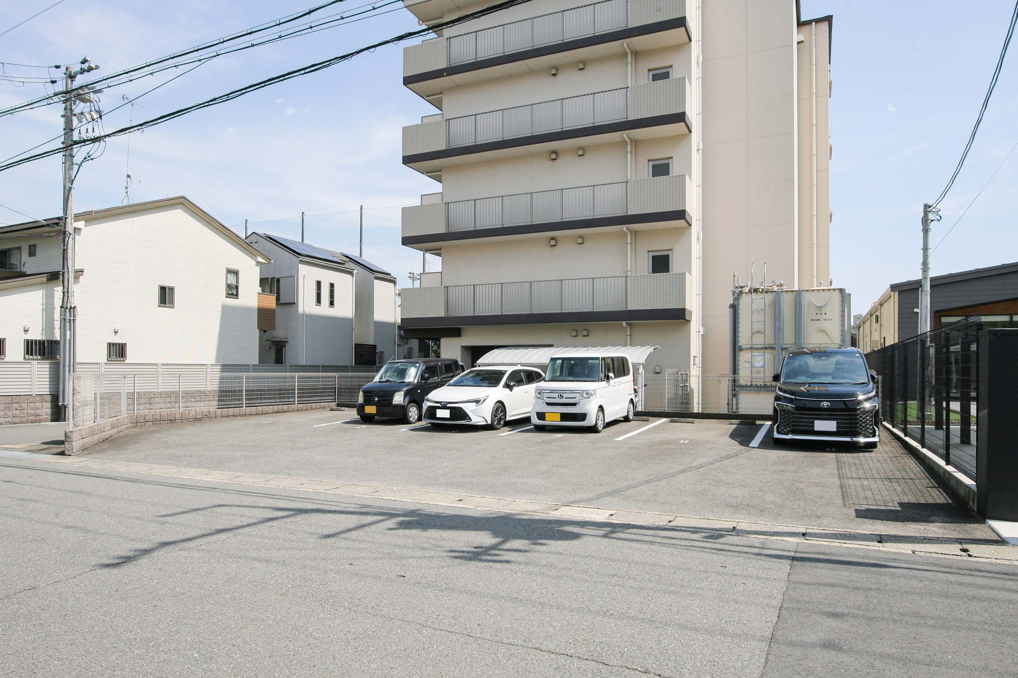 そんぽの家太秦天神川の駐車場完備