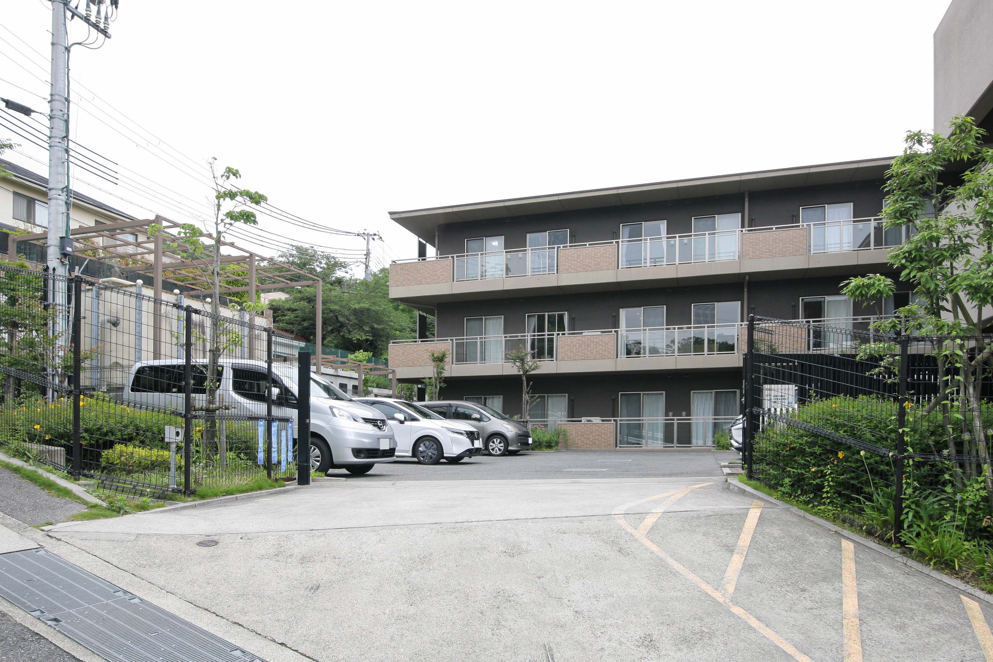 ラヴィーレ六甲の玄関