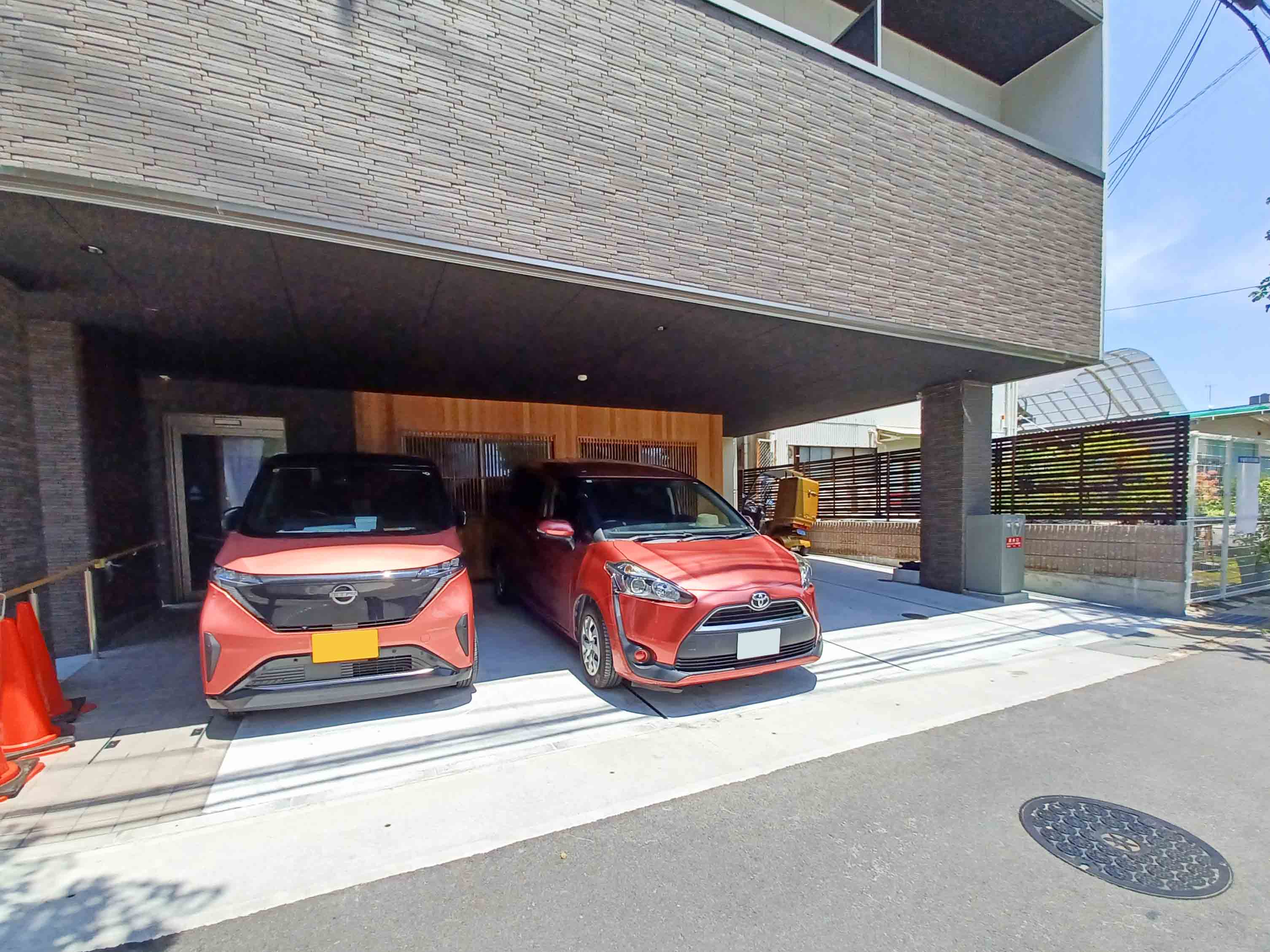あやとりクレイドル天神川　東館の駐車場完備