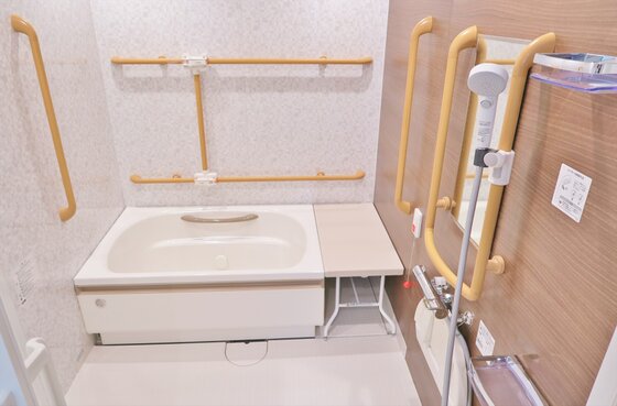 ケア・パレス東住吉苑の共用トイレ