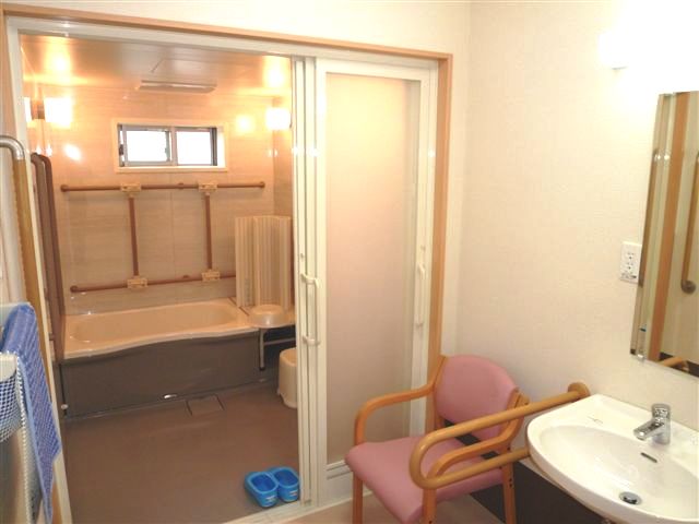 木の香井原の里の居室