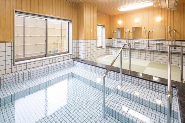 エイジ・ガーデン北加賀屋の居室