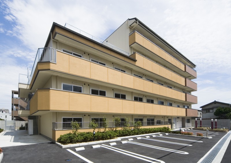 はぴね江坂