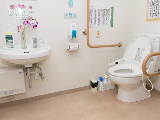 さわやかはーとらいふ西京極の共用トイレ