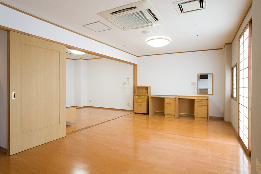 ケアハウス こうべの大浴場