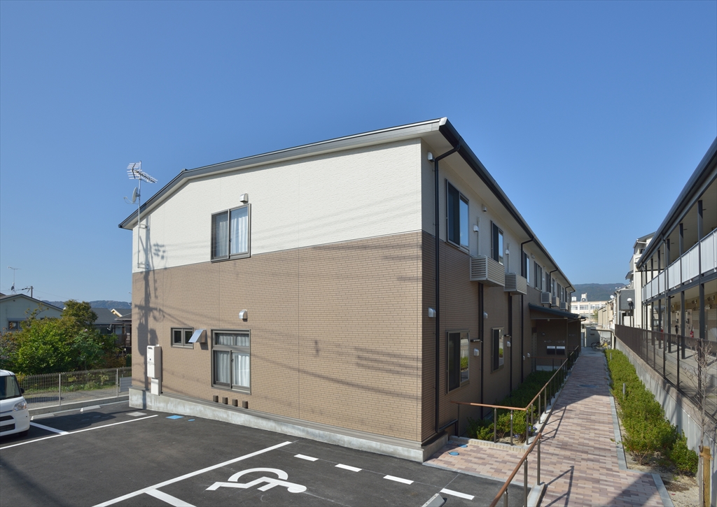 建物内に小規模多機能型居宅介護を併設。