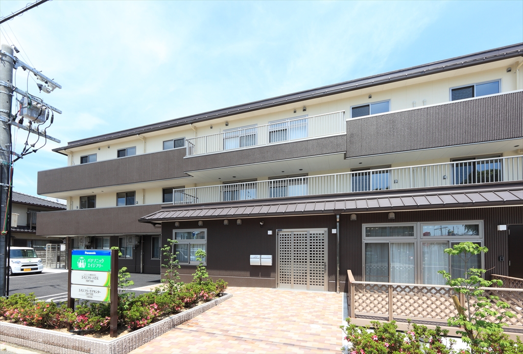 建物内に小規模多機能型居宅介護を併設。