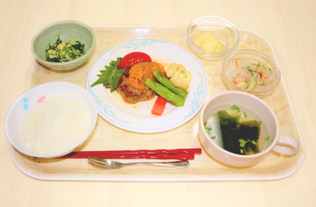 お食事はA・B・Cの3タイプからお選びいただけます