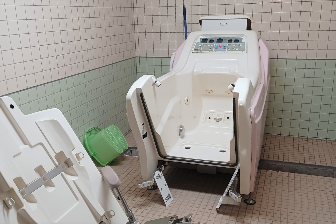 桃寿苑枚方の共用トイレ