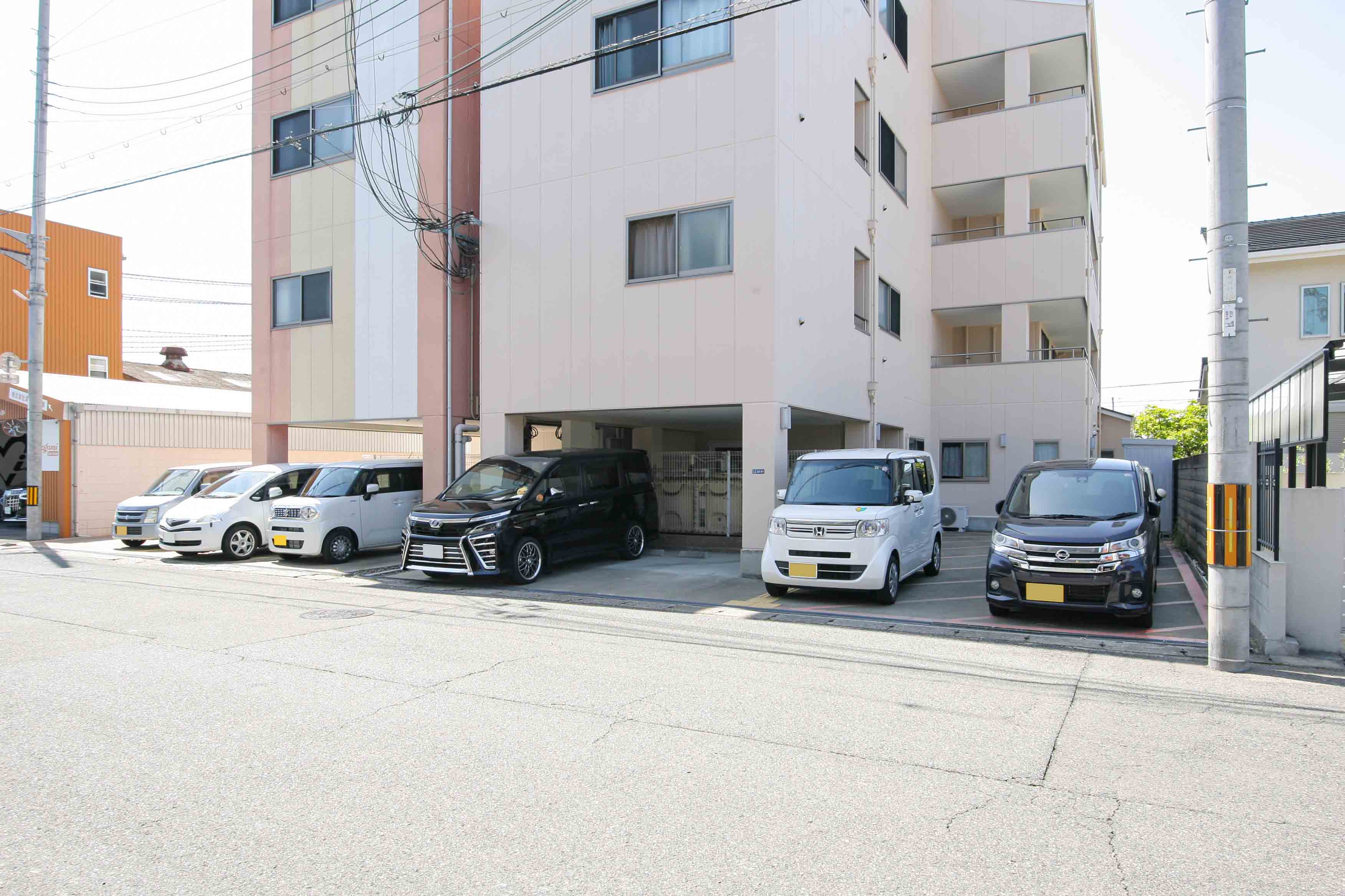 ユアサイド忠岡South・Northの玄関