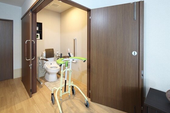 神戸長田ケアパークそよ風の共用トイレ