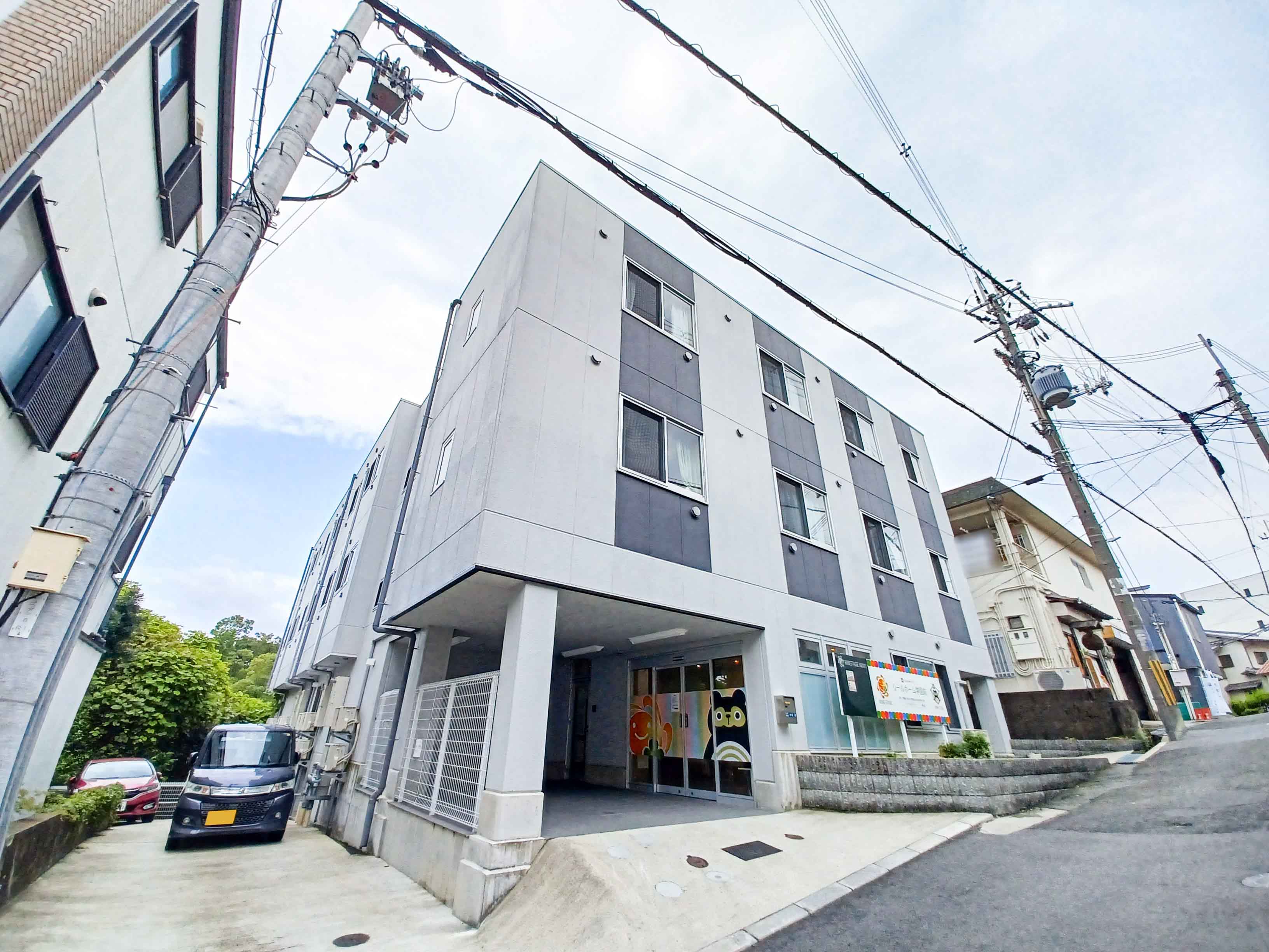 リールホーム学園前