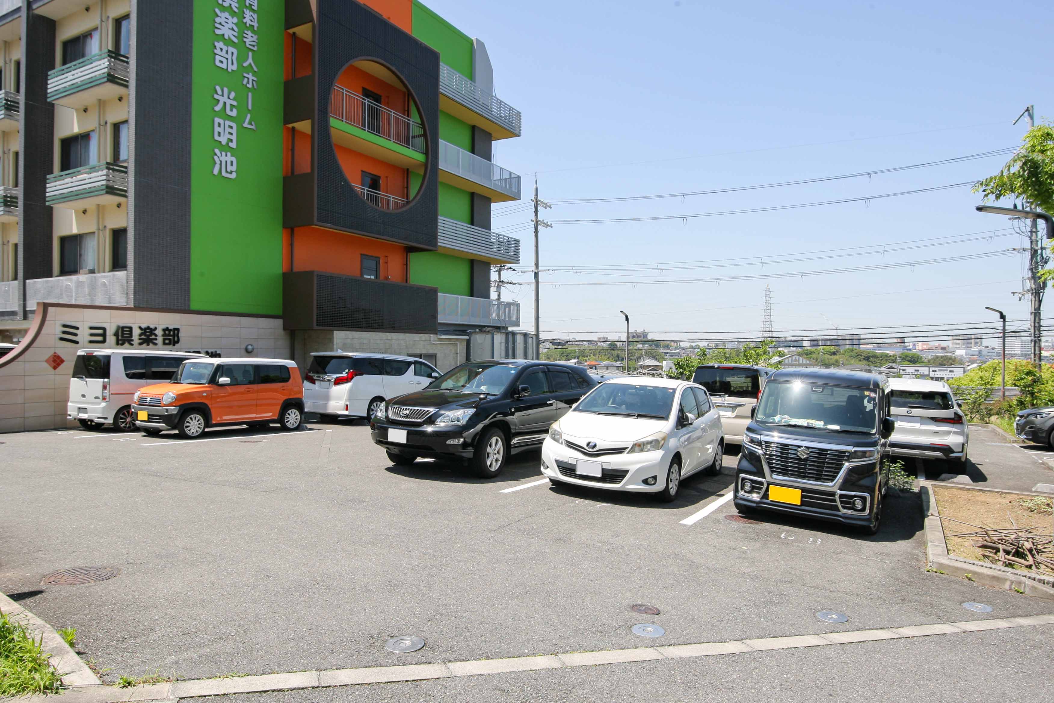 ミヨ倶楽部光明池の玄関