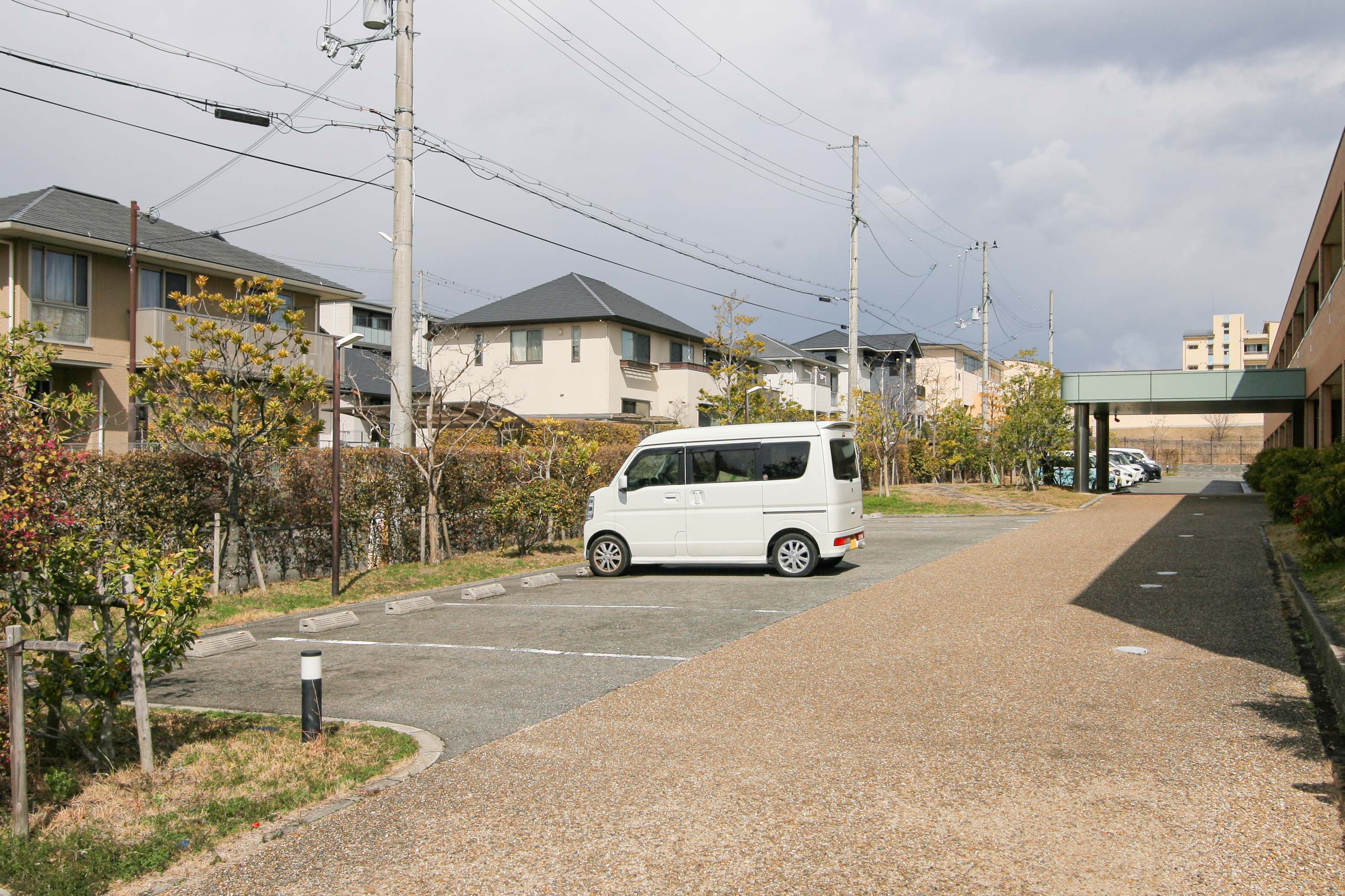 ぽのぽの彩都の駐車場完備