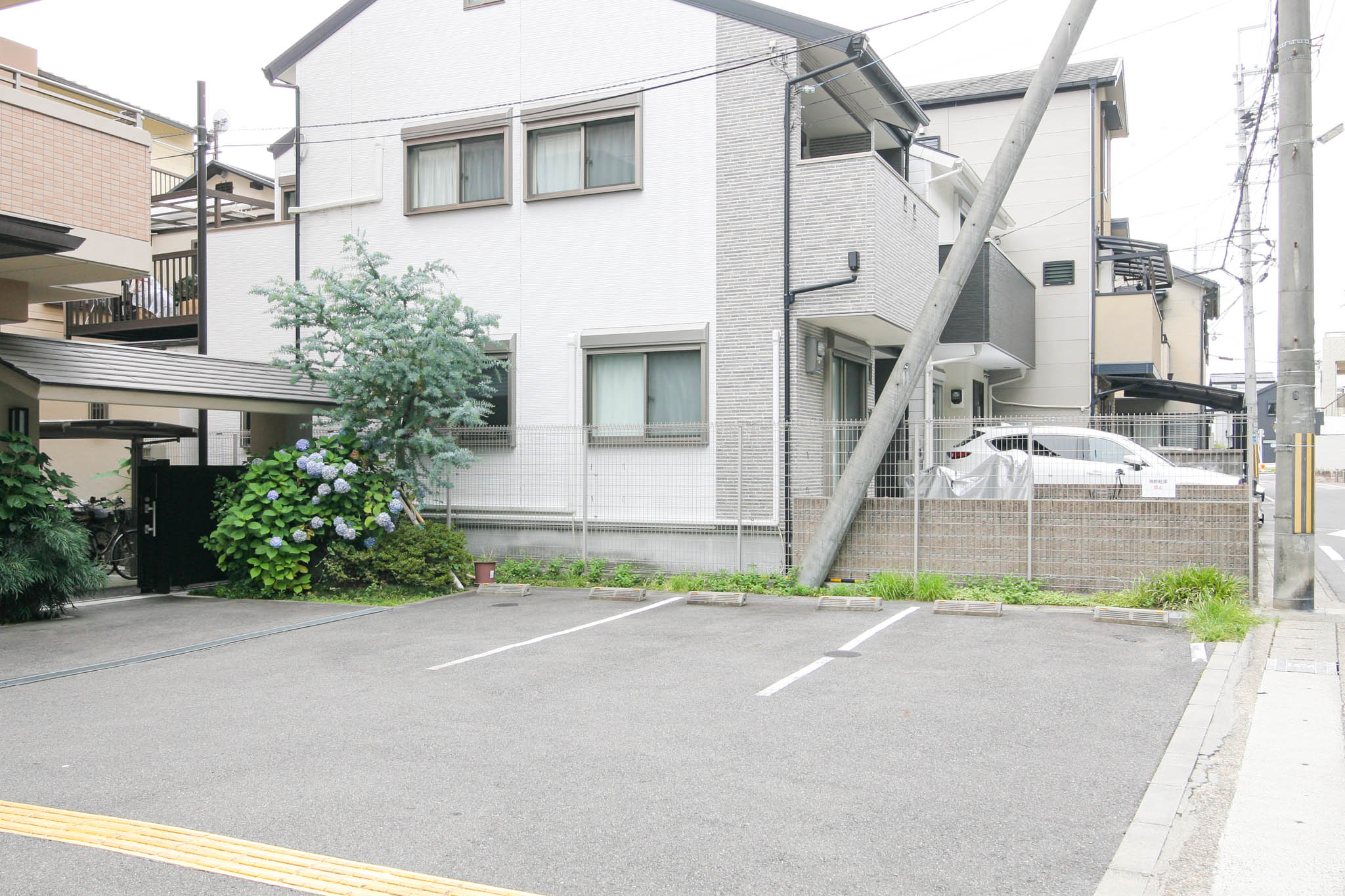 グループホーム御所ノ内ときわの玄関