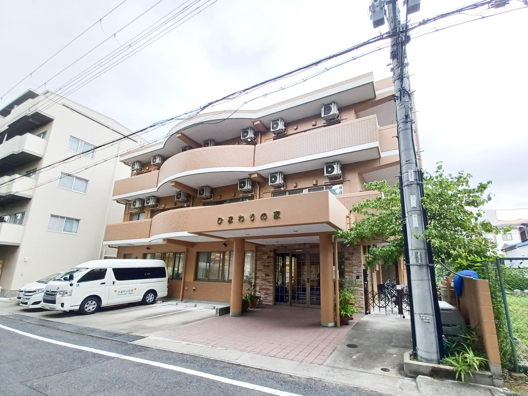 グループホームひまわりの家の玄関