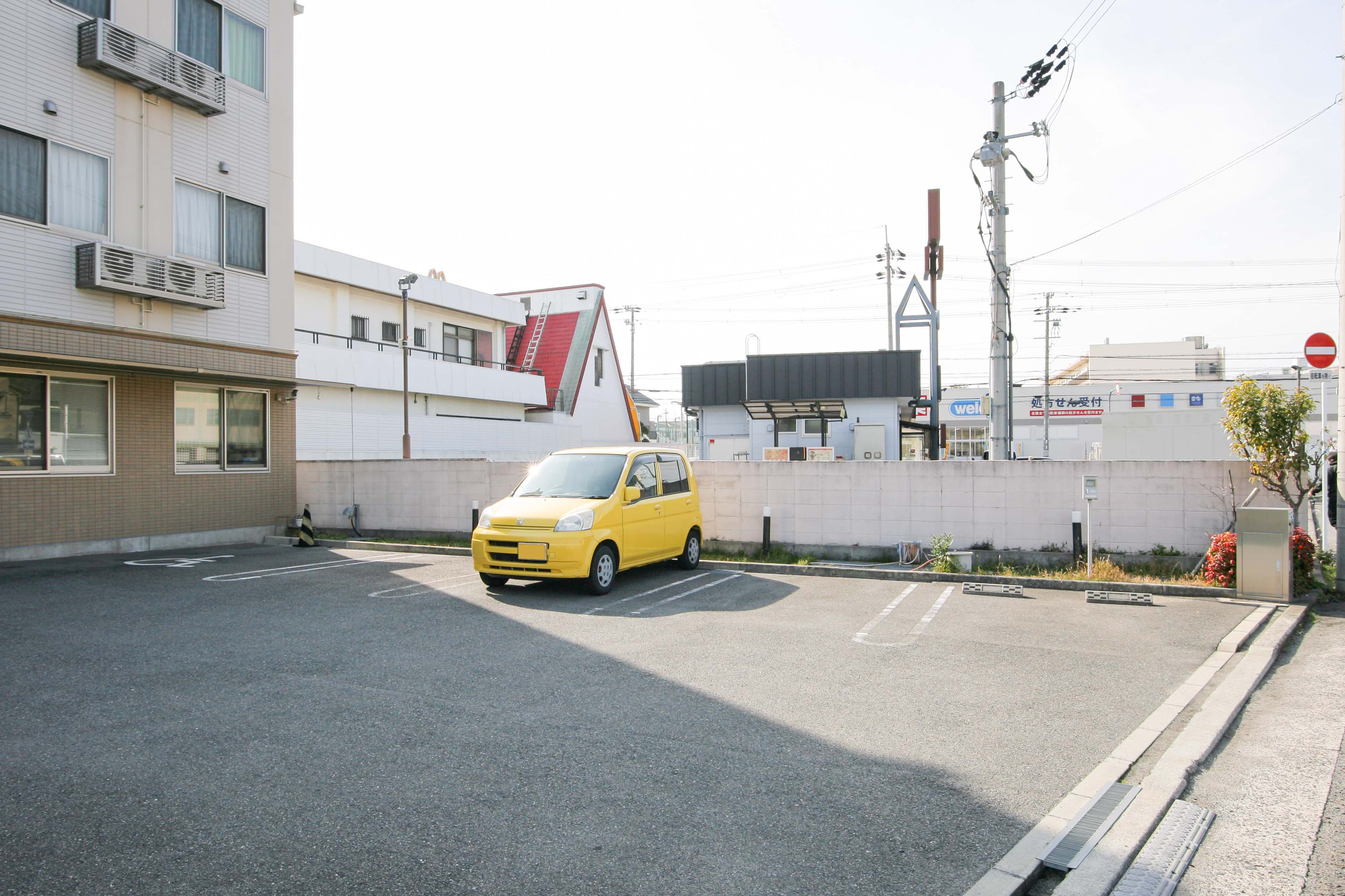 ノーブル青山の玄関