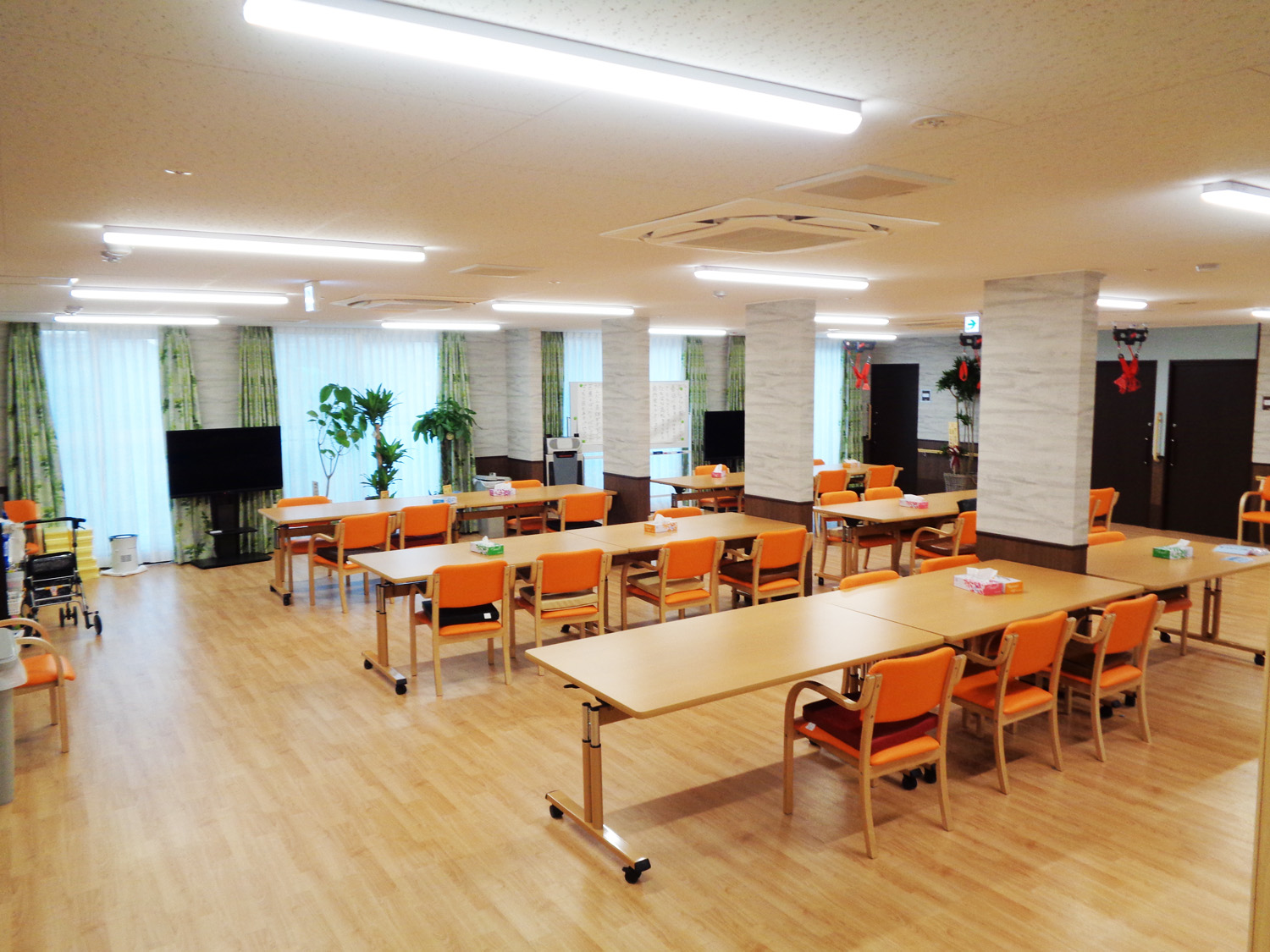 ファミリーモア八重桜西奈良館のサブ写真２