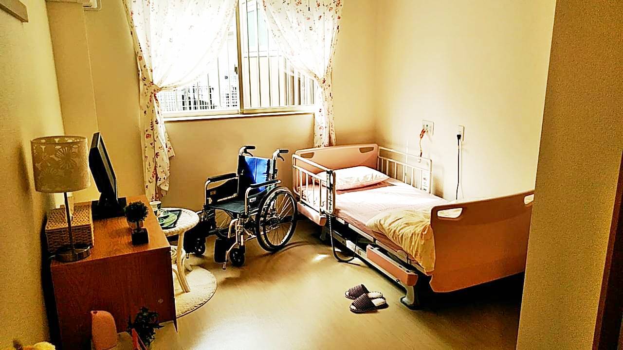 CareVilla羽曳野の共用トイレ