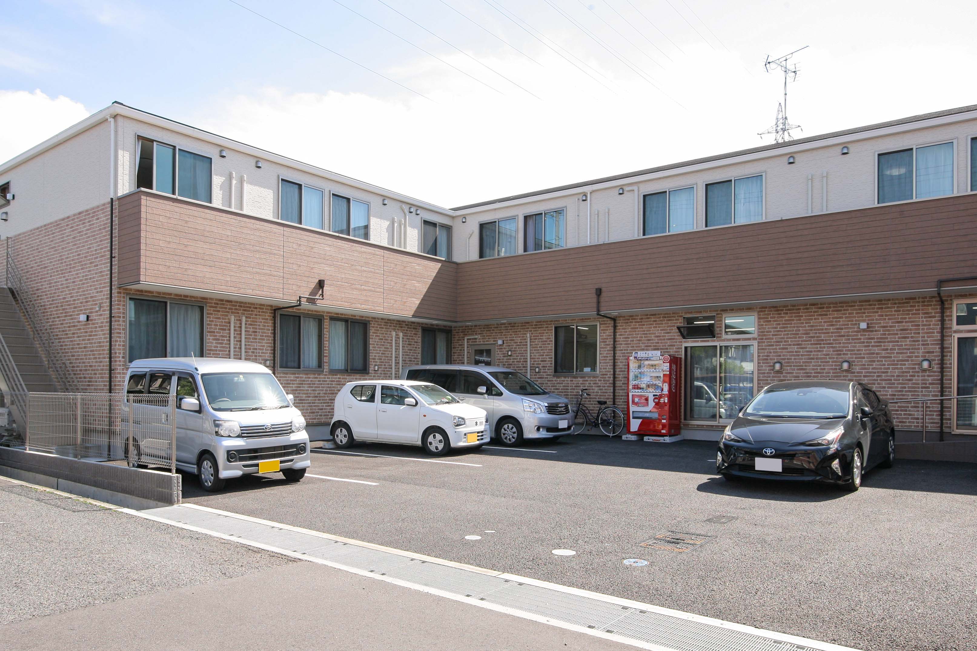 住宅型有料老人ホームThank you all(サンキューオール)の駐車場完備