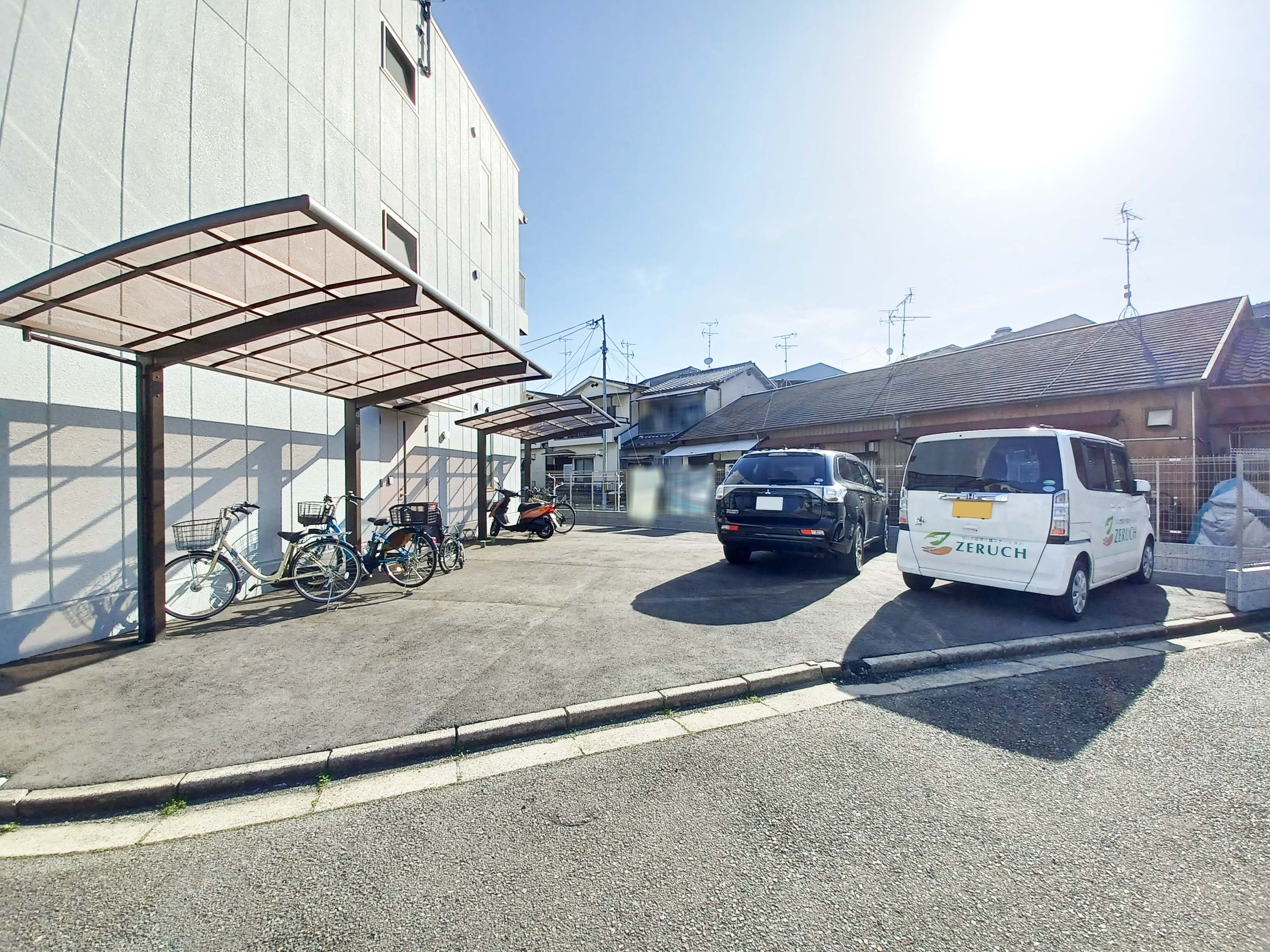 フルフィルセカンドの駐車場完備