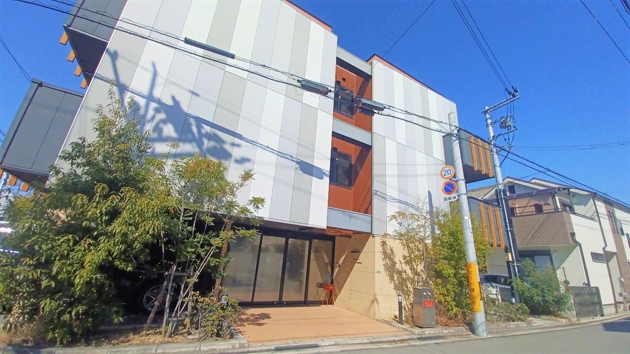 便利な立地の施設です