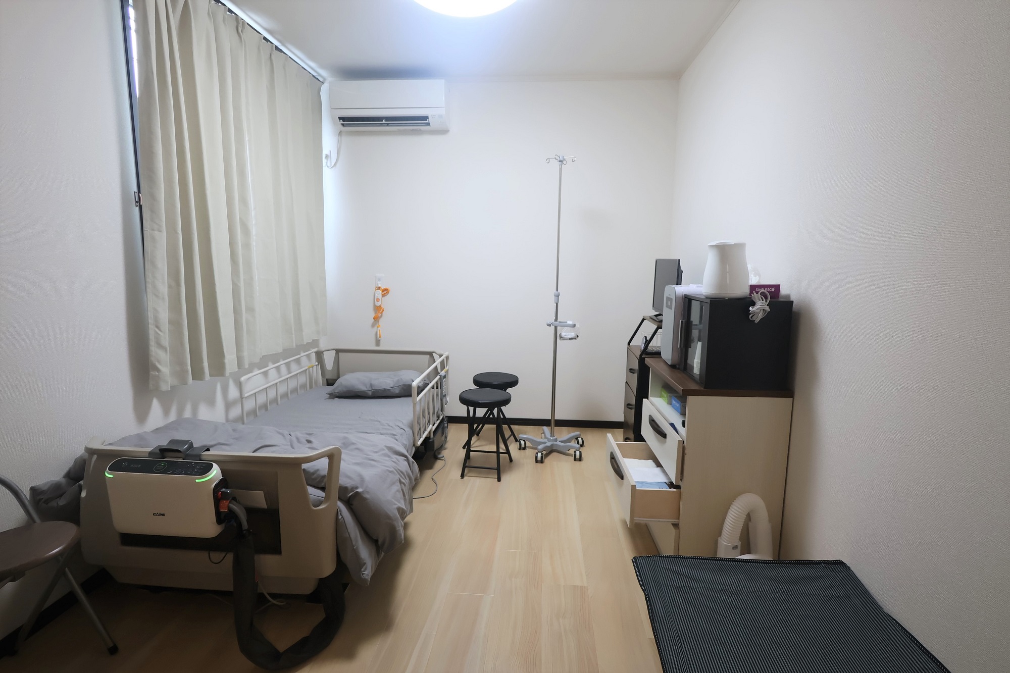 ご家族様が最期まで寄り添えるように看取りのためのお部屋をご用意しています。