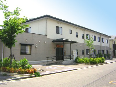 穏やかな住宅街の中にある施設です。
