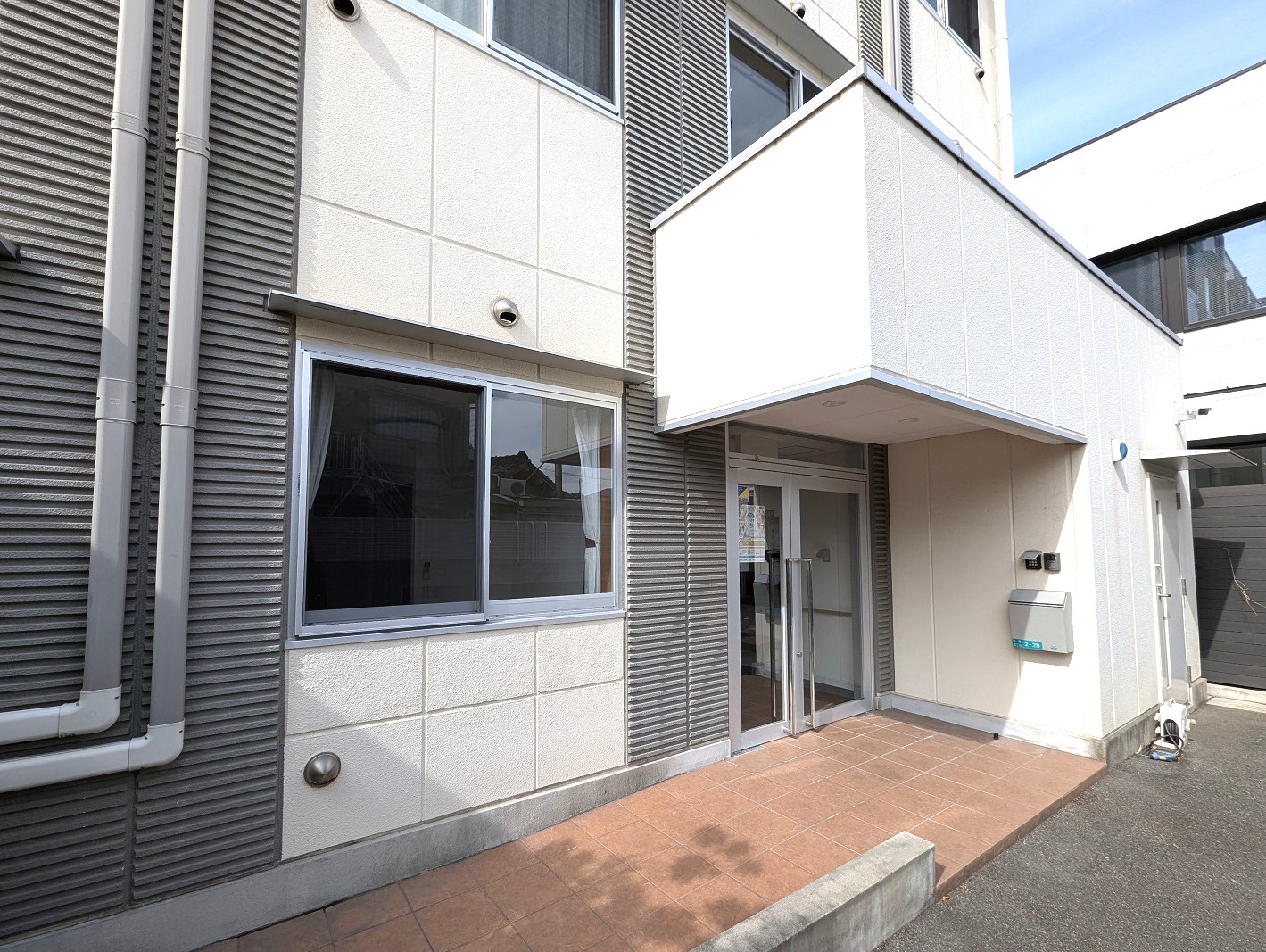 ２４時間訪問看護対応の施設です。医療でお困りの方もご相談ください。