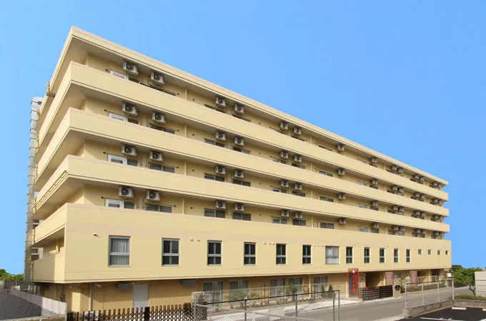 三国ヶ丘駅から徒歩2分の好立地。利便性と穏やかな住環境を兼ね備えています。