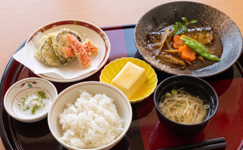 こだわり食材の メニュー豊かなお食事
