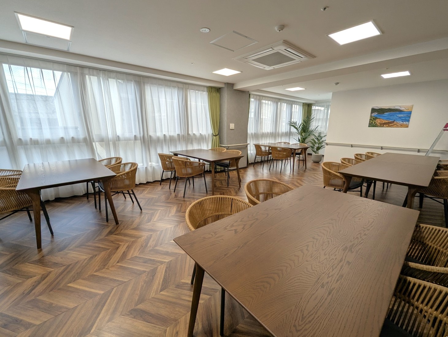 24時間介護常駐！丁寧なケアを提供