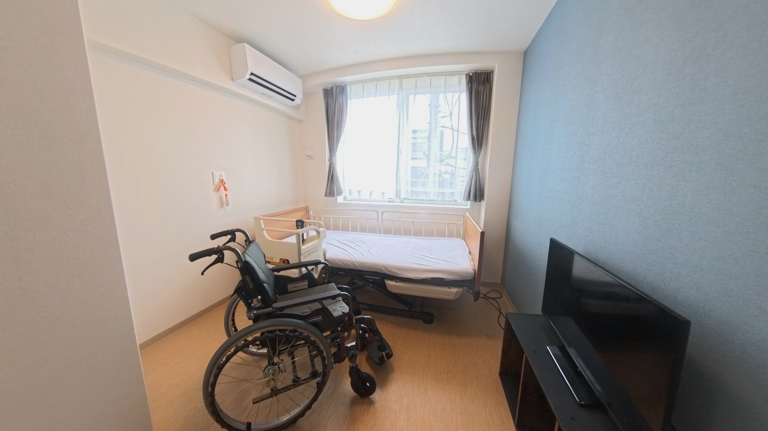 お部屋は全室個室。プライバシーの保たれた空間です。
