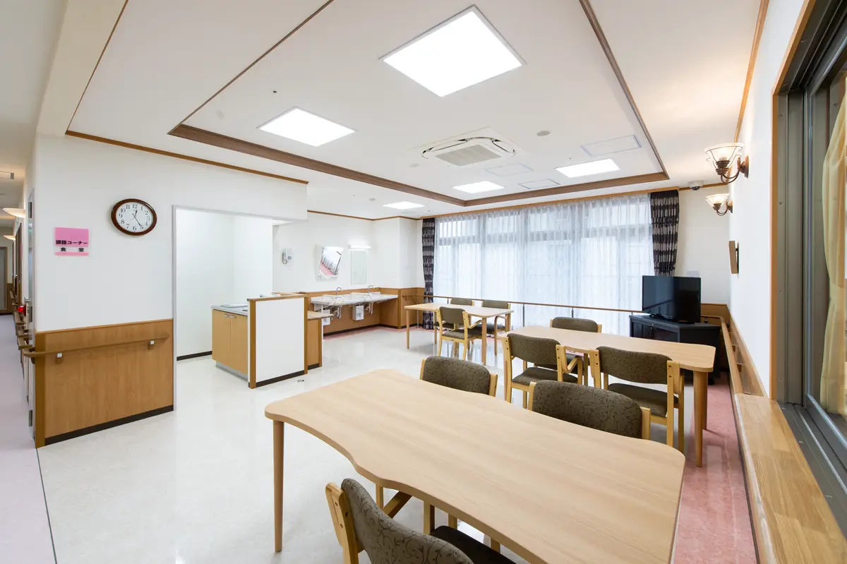 24時間の見守りと医療連携により、将来まで安心が続く住まいです。