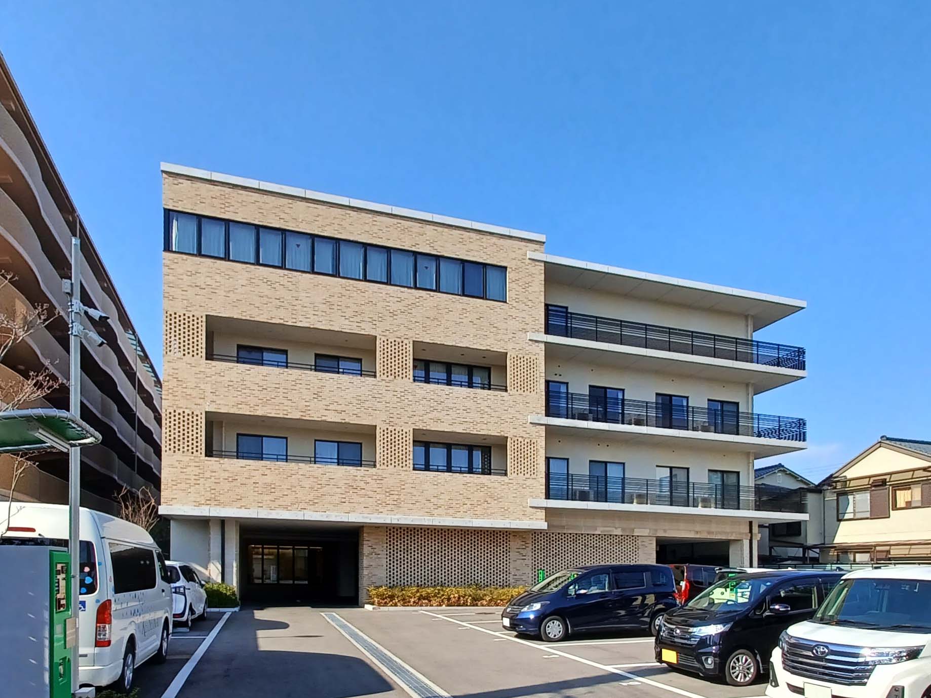 定員18名の小規模な施設なので、きめ細やかなケアやサポートを提供しています。