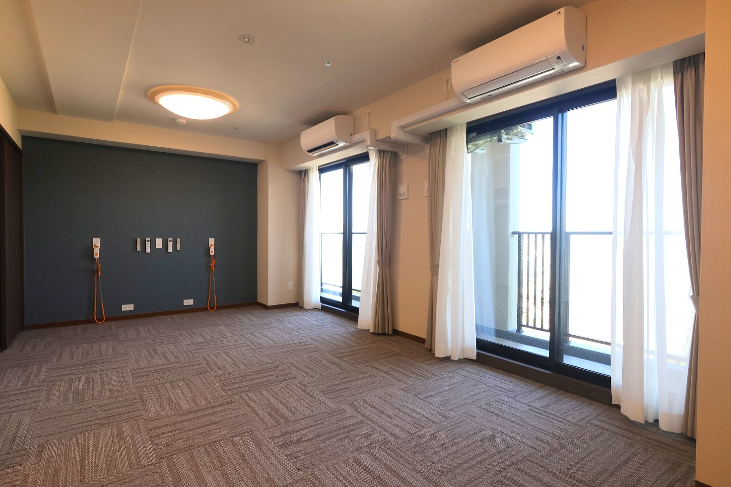 お部屋は完全個室。夫婦部屋の用意も！