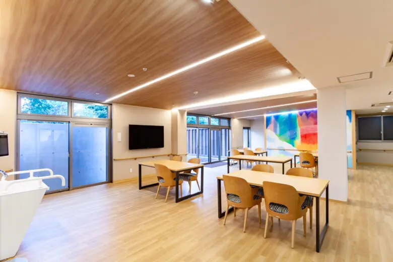 全ての居室、トイレ・洗面所・冷暖房・照明器具・緊急コール・テレビ配線・クローゼットを完備。