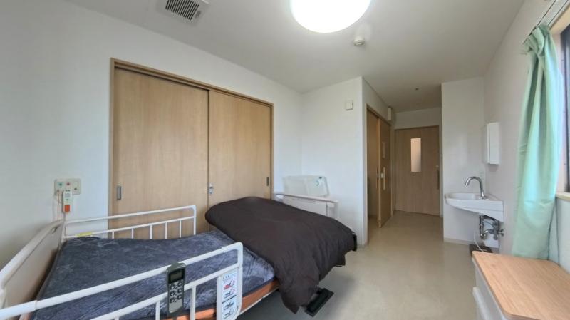 全個室のプライバシー設計、使い慣れた家具に囲まれた今までの暮らしを！