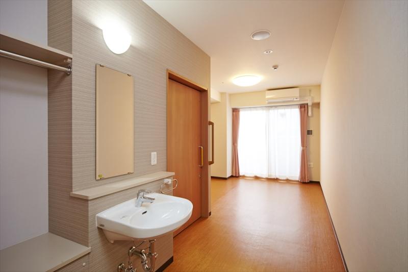 24時間介護士が常駐、万が一の状況や夜間でも安心の環境です！